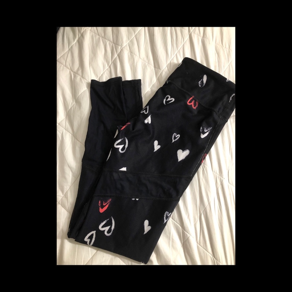 Fabletics Mesh Black with Hearts Leggings Size:S